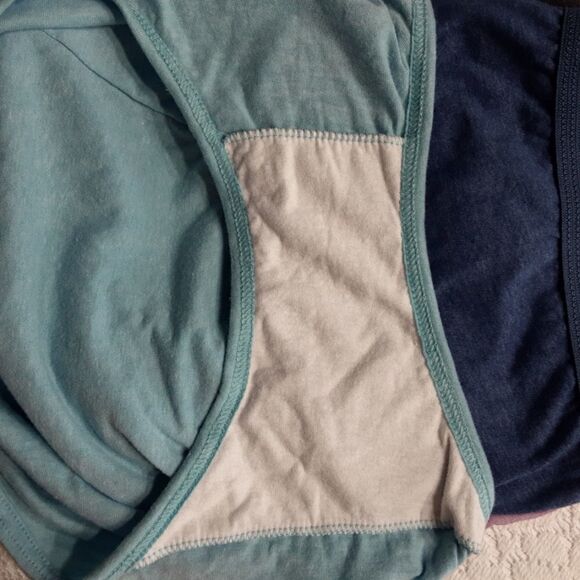 Fruit Of the Loom Women's Panties 5 Pr Sz 7 NWOT - Picture 4 of 5